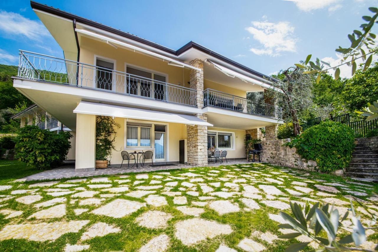 Casa Francesca Apartment Torri Del Benaco Exterior photo